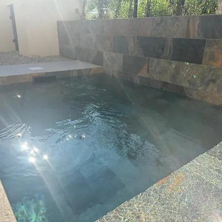 Апартаменты I Pozzi Palasca (Corsica)